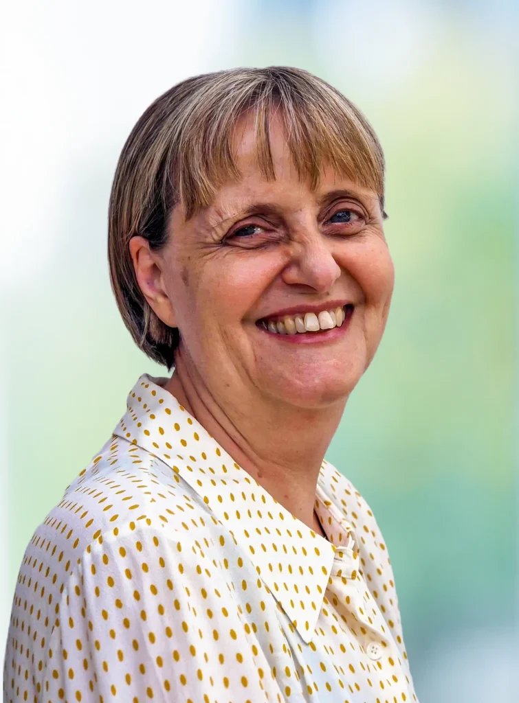 Lyn Whitfield
